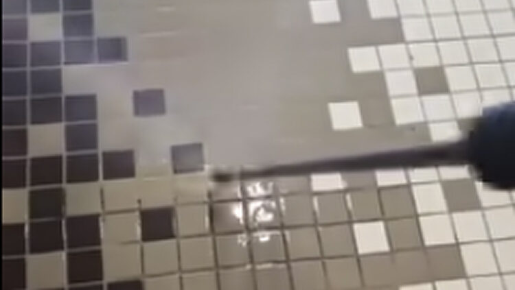 Dirty Grout Get it Out with Clean Advantage Dirty Grout Get it Out with Clean Advantage