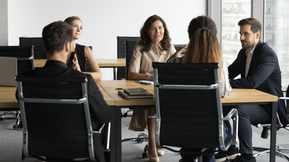Clean-advantage-condo-board-discusses-vendor-change